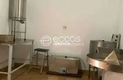 Casa à venda, 3 quartos, 2 suítes, 5 vagas, nova uberlândia - uberlândia/mg