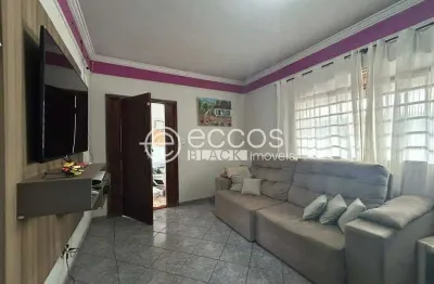 Casa à venda, 3 quartos, 1 suíte, 3 vagas, segismundo pereira - uberlândia/mg