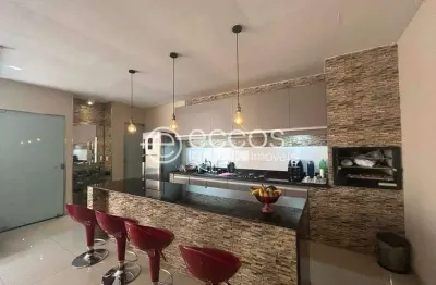 Casa à venda, 3 quartos, 1 suíte, 2 vagas, jardim patrícia - uberlândia/mg