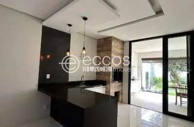 Casa à venda, 4 quartos, 1 suíte, 3 vagas, segismundo pereira - uberlândia/mg