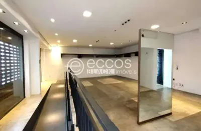 Casa comercial para alugar na Rua Goiás, 118, Fundinho, Uberlândia