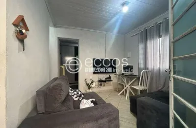 Casa à venda, 2 quartos, 2 vagas, shopping park - uberlândia/mg