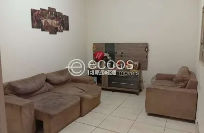 Casa à venda, 3 quartos, 1 suíte, 2 vagas, jardim espírito santo - uberaba/mg
