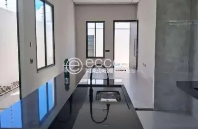 Casa à venda, 3 quartos, 2 suítes, 2 vagas, grand ville - uberlândia/mg