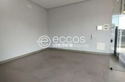 Sala comercial para alugar na Avenida Sílvio Rugani, 1075, Tubalina, Uberlândia