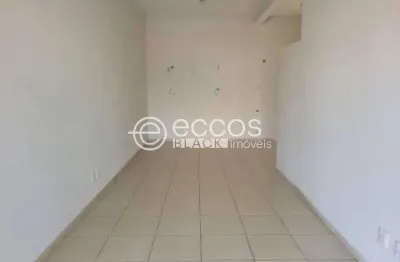 Ponto comercial para alugar na Avenida José Fonseca e Silva, 4970, Jardim Europa, Uberlândia