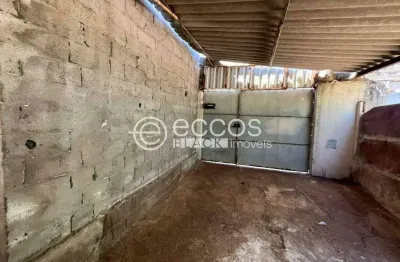 Casa à venda, 2 quartos, 1 vaga, jardim brasília - uberlândia/mg