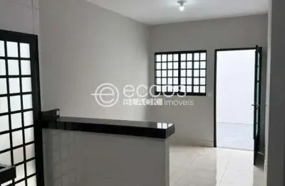 Casa à venda, 2 quartos, 1 suíte, 2 vagas, shopping park - uberlândia/mg