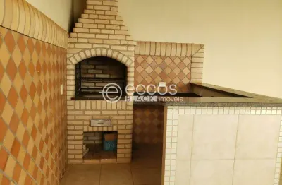 Casa para aluguel, 3 quartos, 1 suíte, 3 vagas, alto umuarama - uberlândia/mg