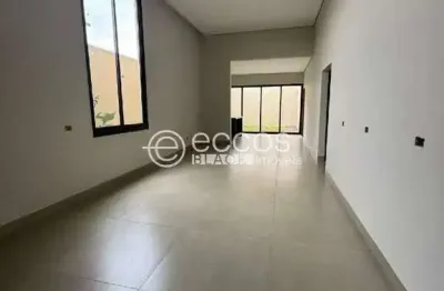 Casa à venda, 3 quartos, 3 suítes, 2 vagas, verde umuarama (lot) - uberlândia/mg