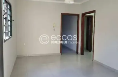 Casa à venda, 3 quartos, 1 suíte, 2 vagas, martins - uberlândia/mg