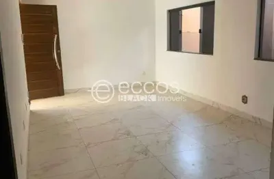 Casa para aluguel, 2 quartos, 2 suítes, 2 vagas, bosque - araguari/mg
