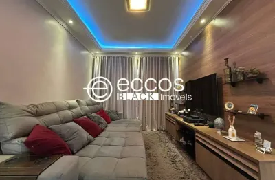 Casa em condomínio à venda, 3 quartos, 1 suíte, 2 vagas, aclimação - uberlândia/mg