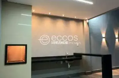 Casa à venda, 3 quartos, 2 suítes, 3 vagas, laranjeiras - uberlândia/mg