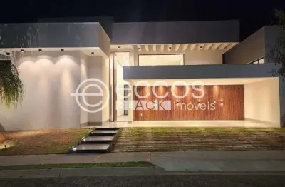 Casa em condomínio para aluguel, 3 quartos, 3 suítes, 3 vagas, laranjeiras - uberlândia/mg