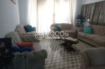Casa à venda, 3 quartos, 1 suíte, 2 vagas, cidade jardim - uberlândia/mg