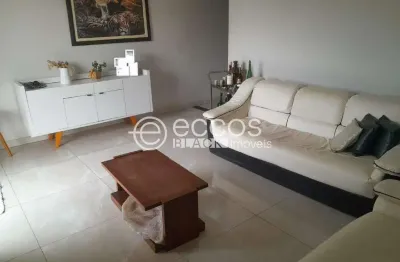 Casa à venda, 3 quartos, 1 suíte, 4 vagas, brasil - uberlândia/mg