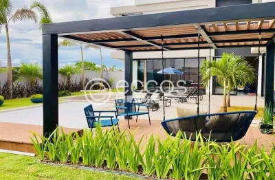 Casa em condomínio à venda, 3 quartos, 3 suítes, 4 vagas, jardim sul - uberlândia/mg