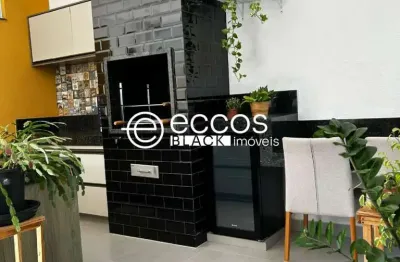 Casa para alugar na Alameda Imburana, 180, Aclimação, Uberlândia