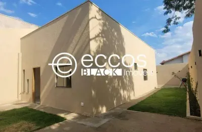 Casa à venda, 2 quartos, 1 suíte, 6 vagas, vieno - araguari/mg