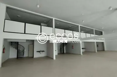 Ponto comercial para alugar na Avenida Santos Dumont, 1762, Santa Maria, Uberaba
