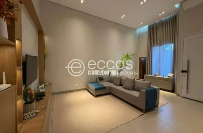 Casa à venda, 3 quartos, 3 suítes, 2 vagas, jardim karaíba - uberlândia/mg