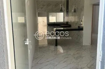 Casa à venda, 2 quartos, 1 suíte, 2 vagas, aclimação - uberlândia/mg