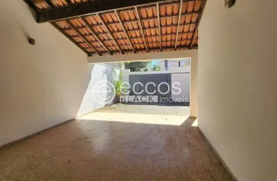 Casa à venda em santa mônica leste, uberlândia — 3 quartos, 4 vagas