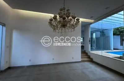 Casa em condomínio para aluguel, 3 quartos, 3 suítes, 2 vagas, nova uberlândia - uberlândia/mg