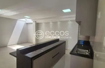 Casa em condomínio à venda, 3 quartos, 1 suíte, 2 vagas, aclimação - uberlândia/mg