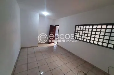 Casa à venda, 4 quartos, 2 vagas, luizote de freitas - uberlândia/mg