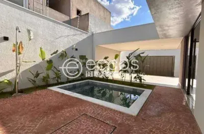 Casa à venda, 3 quartos, 3 suítes, 4 vagas, jardim karaíba - uberlândia/mg