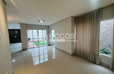 Casa em condomínio para aluguel, 3 quartos, 3 suítes, 2 vagas, granja marileusa - uberlândia/mg