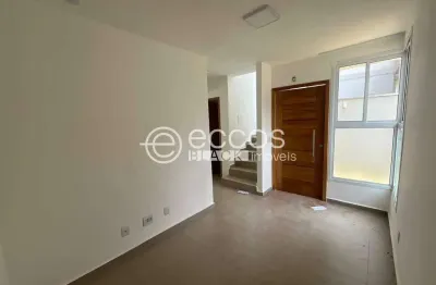 Casa em condomínio para aluguel, 3 quartos, 3 suítes, 2 vagas, granja marileusa - uberlândia/mg