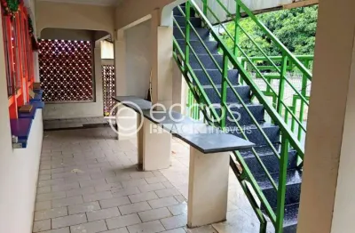 Casa à venda, 3 quartos, 1 suíte, 1 vaga, santa helena - araguari/mg