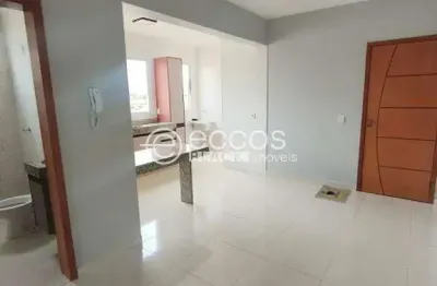Apartamento à venda, 2 quartos, 1 suíte, 1 vaga, tubalina - uberlândia/mg