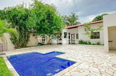 Casa à venda, 3 quartos, 3 suítes, 3 vagas, cidade jardim - uberlândia/mg