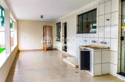 Casa à venda, 2 quartos, 6 vagas, Parque Bela Vista - Votorantim/SP