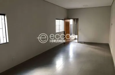 Casa para aluguel, 3 quartos, 1 suíte, 3 vagas, Martins - Uberlândia/MG