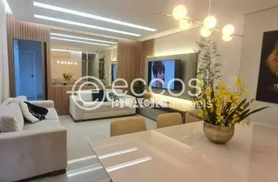 Apartamento para aluguel, 3 quartos, 1 suíte, 2 vagas, Santa Mônica - Uberlândia/MG