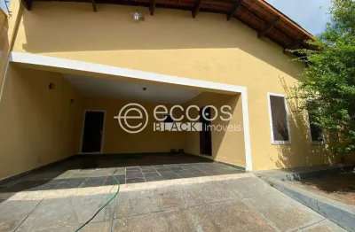 Casa à venda, 3 quartos, 2 suítes, 2 vagas, Jardim São Bento - UBERABA/MG