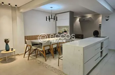 Apartamento à venda, 2 quartos, 1 suíte, 2 vagas, Tubalina - Uberlândia/MG