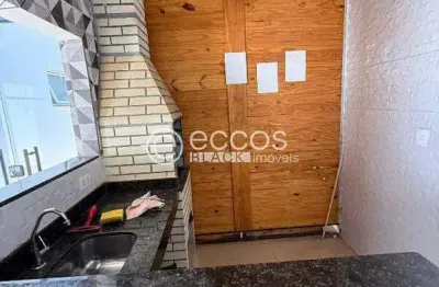 Casa para aluguel, 3 quartos, 1 suíte, 2 vagas, Jardim Patrícia - Uberlândia/MG