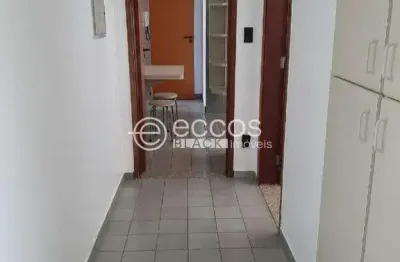 Apartamento para aluguel, 3 quartos, 1 suíte, 2 vagas, Saraiva - Uberlândia/MG