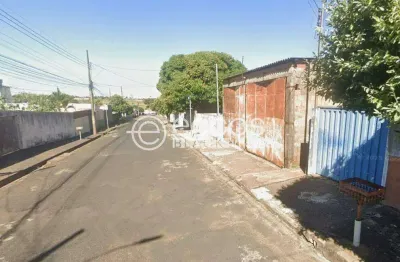 Casa à venda na Rua Dimas Moreira de Sá, Custódio Pereira, Uberlândia