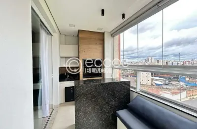 Apartamento à venda, 2 quartos, 1 suíte, 2 vagas, Santa Mônica - Uberlândia/MG