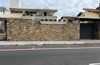 Casa alto padrão à venda no bairro são joão – itajaí/sc