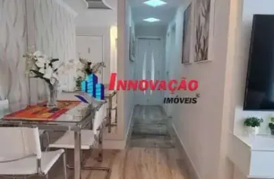 Lindo apartamento para venda, 2 dorm(s), 1 vaga(s), 49 m² repleto em armários planejados.