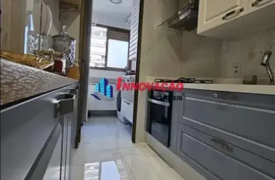 Apartamento (Apartamento Padrão) para Venda, 3 dorm(s), 3 suite(s), 2 vaga(s), 108 m²