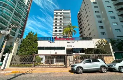 Apartamento para Venda, 4 dorm(s), 2 suite(s), 4 vaga(s), 195 m²